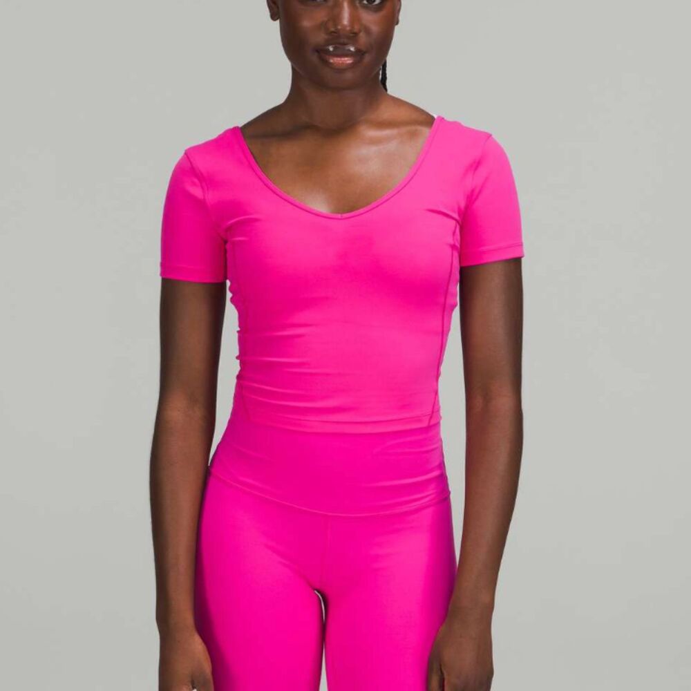 Women Lululemon Align T-Shirt Sonic Pink Cropped Athleisure Yoga Athletic